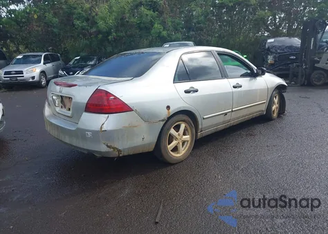 2006 Honda Accord 2.4 Vp из США, поврежденный, VIN 1HGCM561X6A084041